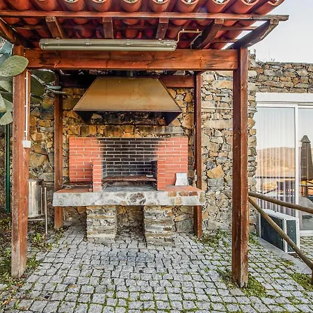Apartamento Awesome Apartment In Freixo De Espada C Freixo de Espada à Cinta